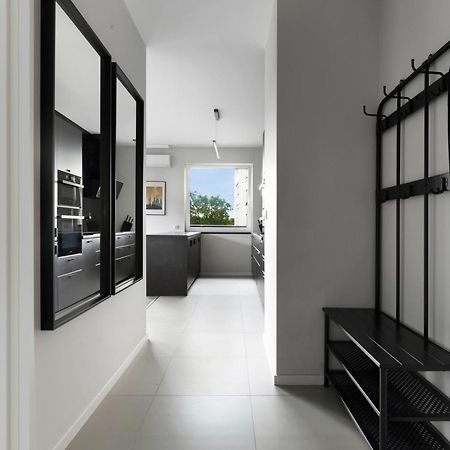 Blue Raven Downtown Apartments กดัญสก์ ภายนอก รูปภาพ