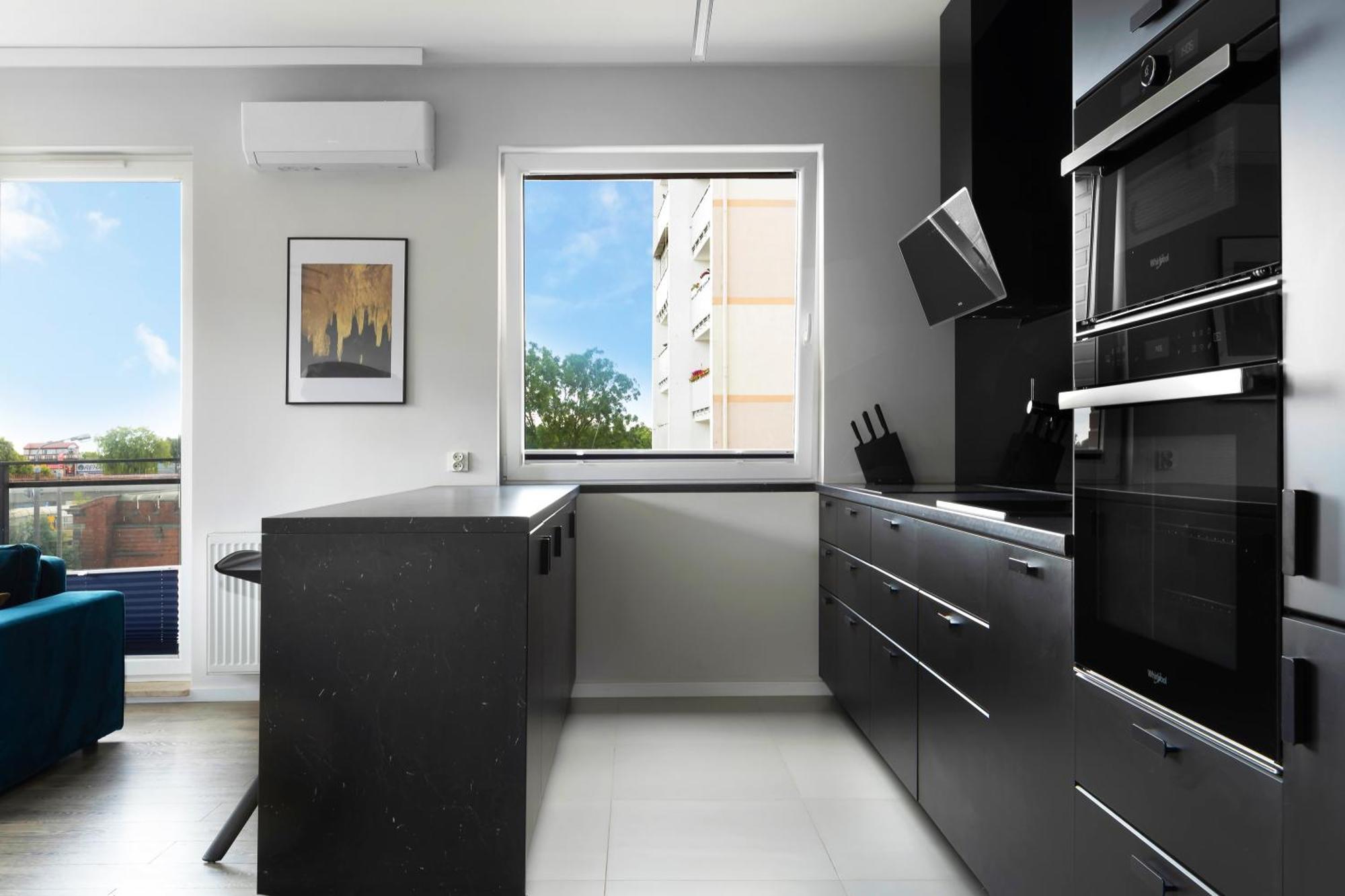 Blue Raven Downtown Apartments กดัญสก์ ภายนอก รูปภาพ